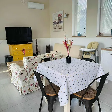 Cozy, New Country Apartamento